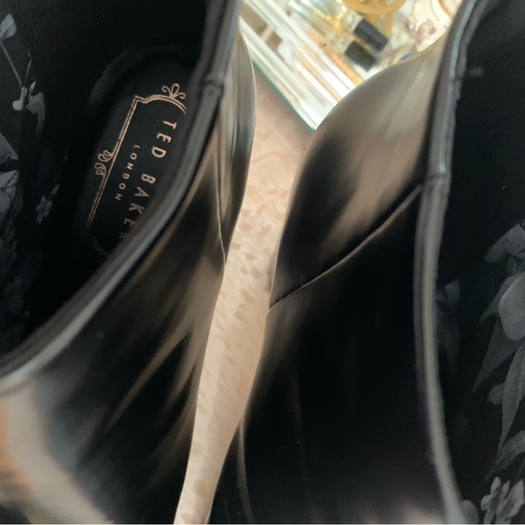 Ted Baker Booties 37.5 - Picture 2 of 3